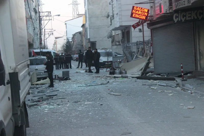 Esenyurt'ta korkutan patlama | Ortalık savaş alanına döndü - 10