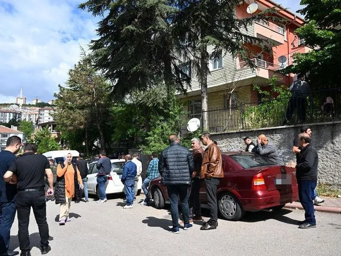 1715587711645.jpeg Ankara'da aile dehşeti! Eşi ve iki çocuğunu öldürdü-3