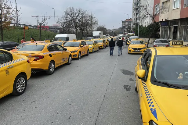 ruyada-taksiye-binmek-ne-anlama-gelir-neye-isarettir-ruyada-korsan-taksiye-binmenin-anlami-nedir-iste-yorumu-1651154537264.jpg Rüyada taksiye binmek ne anlama gelir, neye işarettir? Rüyada korsan taksiye binmenin anlamı nedir? İşte yorumu...-1