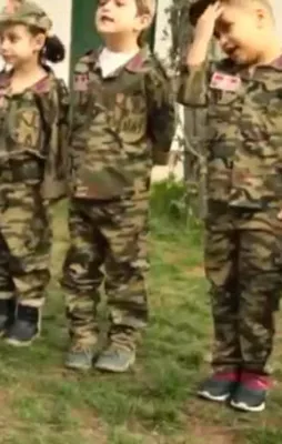 Cephedeki babalarına anlamlı sürpriz