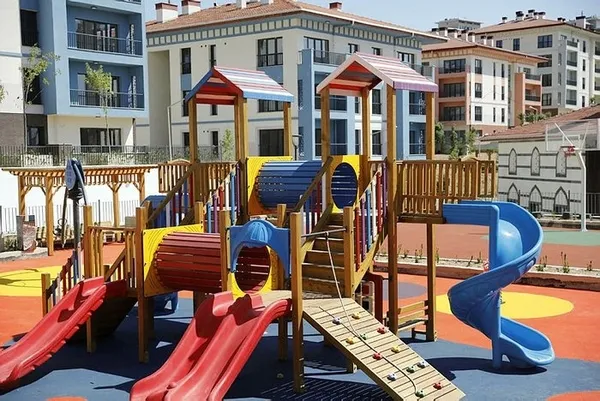 chpnin-kasti-canimiza-istanbulda-da-kentsel-donusume-karsi-ciktilar-davaci-ekrem-imamoglu-1677039202549.jpg CHP’li İBB halkın canına kast etmeye devam ediyor! İBB AK Parti Meclis Üyesi'nden tepki: Acil yıkılması gereken 318 binaya hiçbir şey yapılmadı-18