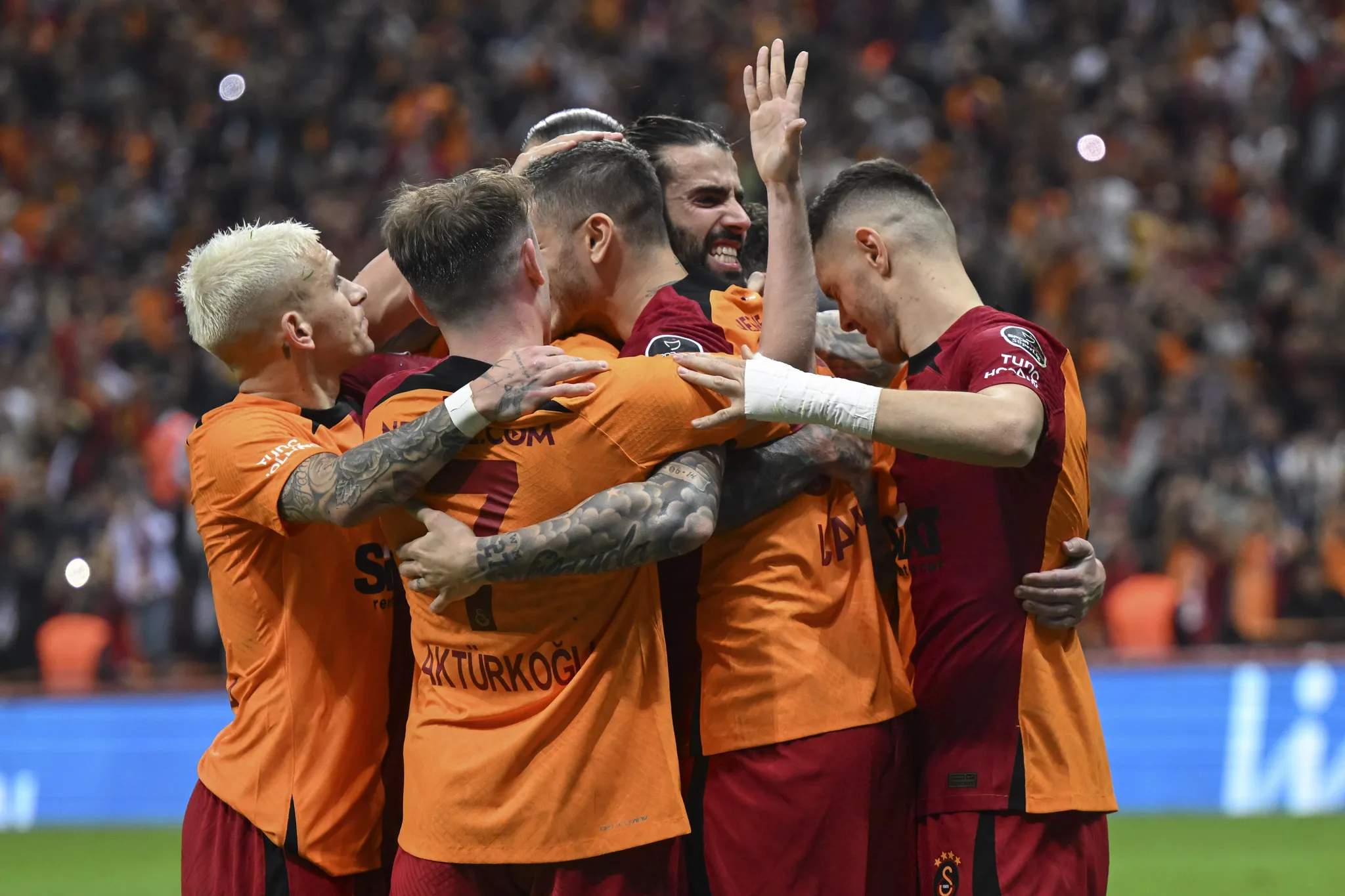 Liverpool'dan Galatasaray'a 40 milyon euroluk transfer! - 10