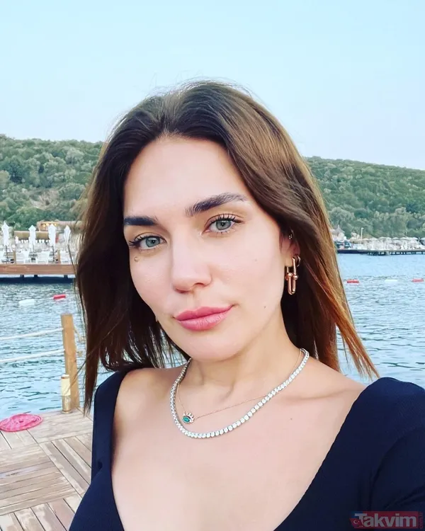 Buse Varol eşi Alişan'ın tahtına göz dikti! Alişan'ın elinden mikrofonu kaptığı gibi kendini sahneye attı sosyal medya ikiye bölündü - 16