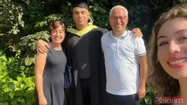 Sözcü Gazetesi Yazarlarından Nedim Türkmen, Eşi Ayşe Neva Türkmen, Kızı Ala Dora (18) Ve Oğlu Yüce Ata (22)