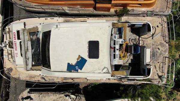 CHP'li İBB Başkanı Ekrem İmamoğlu'ndan bir skandal hamle daha! Mevcut deniz taksileri otoparkta çürütüp yenilerini alacağını söyledi!-7