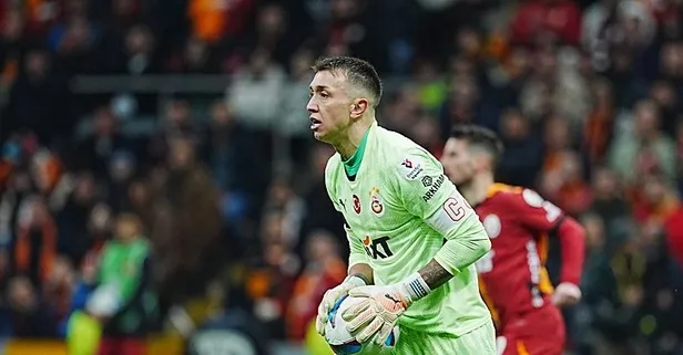 Muslera itirafta bulundu: Penarol ve Nacional’dan teklif aldım