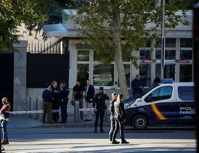 ABD Büyükelçiliği’nde alarm! Patlayıcı madde...