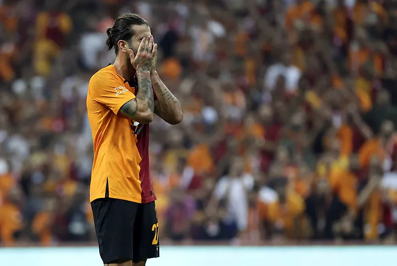 Galatasaray'dan 3 bomba birden! Taraftarlar çıldıracak - 18