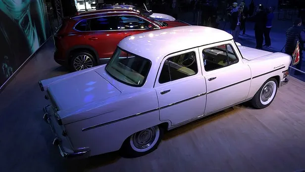 devrim-arabasini-kim-yapti-ne-zaman-uretildi-devrim-arabasini-kim-yasakladi-devrim-fabrikasini-kim-kapatti-1667051169035.jpg Devrim arabasını kim yasakladı? Devrim fabrikasını kim kapattı? Devrim arabasını kim yaptı, ne zaman üretildi?-3