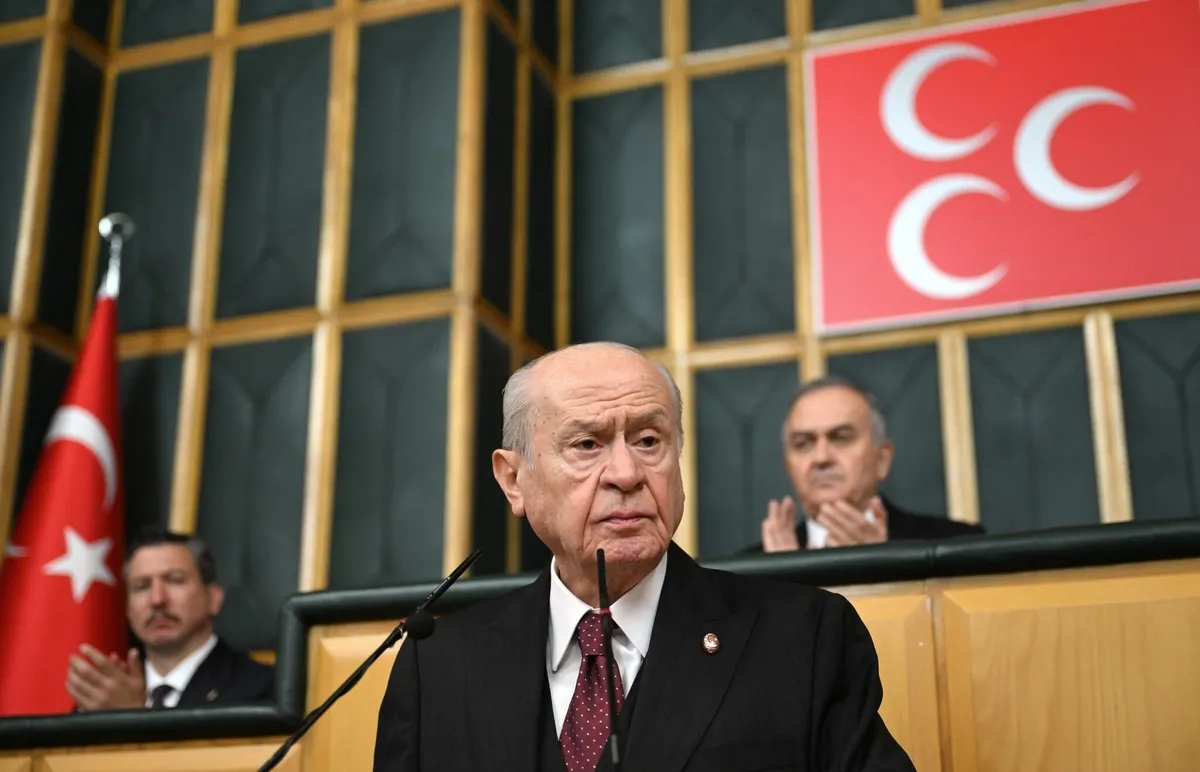 mhp-lideri-devlet-bahceliden-ibb-ve-fon-sorusturmasina-iliskin-mesaj-mahkemeler-siyasi-gosteri-yeri-degildir-1792488660979.jpeg MHP lideri Devlet Bahçeli'den İBB ve fon soruşturmasına ilişkin mesaj: Mahkemeler siyasi gösteri yeri değildir-5