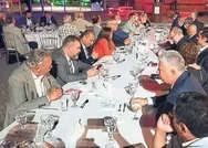 İzmirde korona sofrası kuran CHP yine hükümeti suçladı: 14 Eylül sonrası evden çalışma başlıyor