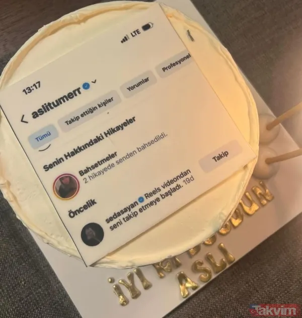 SOSYAL MEDYADA MİZAHİ KUTLAMA Ünlü sanatçı Seda Sayan'ın beğendiği bir içerik sonrası sosyal medya içerik üreticisi Aslı Tümer'i takibe alması, genç fenomen...