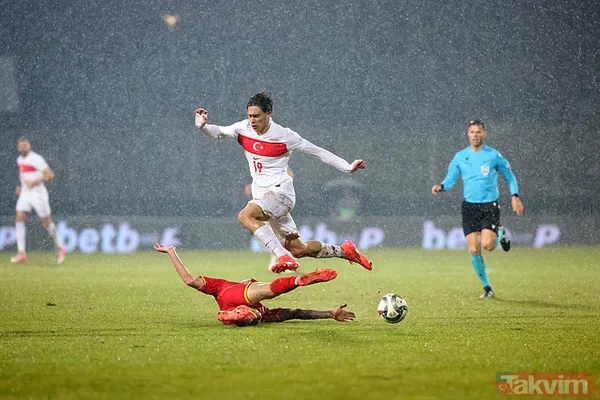 Spor yazarları A Milli Takım'ın Karadağ hezimetini yorumladı! Montella'ya ağır sözler! Kerem Aktürkoğlu için flaş yorum - 10