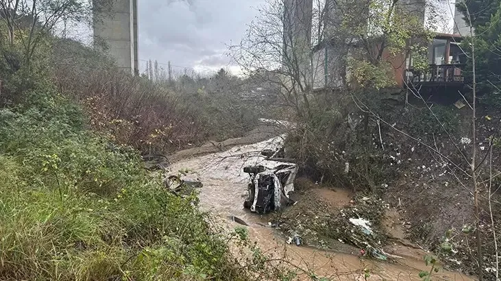 SARIYER'DE YOL ÇÖKTÜ-1