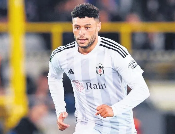 Chamberlain’e çifte talip