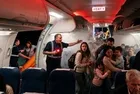 Uçuş esnasında acil durum senaryosu korkuttu: 90 saniyelik kural çöktü