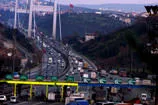 Sırada köprü ve yollar var