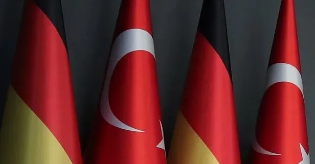 Alman Bild Gazetesi yazdı Dışişleri Bakanlığı noktayı koydu! "Her hafta 500 Türk sınır dışı edilecek" iddiasına yalanlama