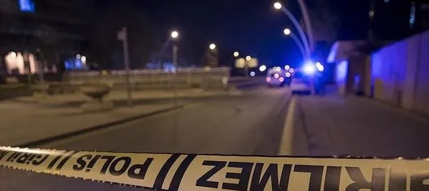 Jandarma aracı devrildi