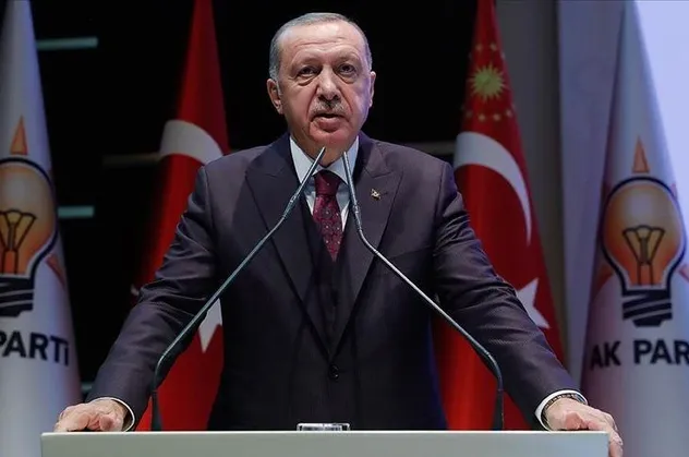 AK Parti tam kadro sahaya iniyor: 2023 stratejisi üç ayak üzerine oturacak