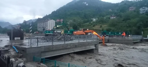 hava-durumu-meteoroloji-ve-afad-pes-pese-uyardi-o-iller-icin-saat-verdiler-1686034179923.jpg HAVA DURUMU | Meteoroloji ve AFAD'dan kritik uyarı! İki ilde okullar tatil edildi-6