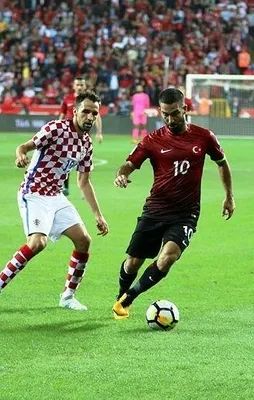 Arda Turan, Beşiktaş'ta oynamak istiyor!