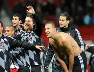 MANCHESTER UNITED- BESIKTAS