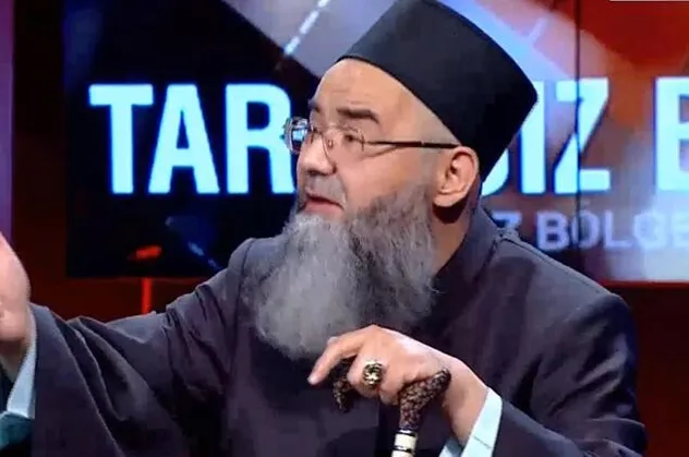 'Cübbeli Ahmet Hoca', "selefi dernekleri silahlanıyor" iddiasına ilişkin ifadeye çağrıldı!
