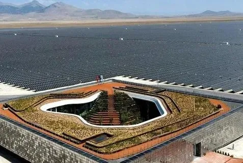 Çöldeki enerji vahası