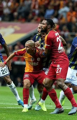 Galatasaray-Fenerbahçe derbisinde ortaya konan kötü futbol izleyenleri hayal kırıklığına uğrattı
