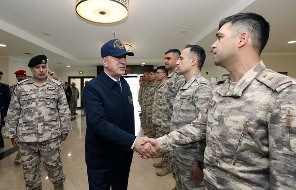 son-dakika-milli-savunma-bakani-hulusi-akar-ukrayna-rusya-catismasinda-ateskes-icin-turkiye-elinden-gelen-gayr-1648363569734.jpg SON DAKİKA: Milli Savunma Bakanı Hulusi Akar: Ukrayna-Rusya çatışmasında ateşkes için Türkiye elinden gelen gayreti gösterdi gösteriyor-3