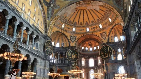 Ayasofya Camii'ndeki fresklere ne olacak sorusu cevap buldu! İşte o perdeler...-5