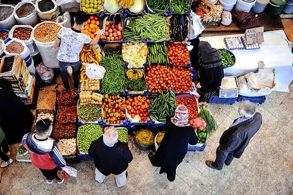 Tam kapanmada semt pazarları açık mı? Yasakta pazar yerleri kurulacak mı?-3