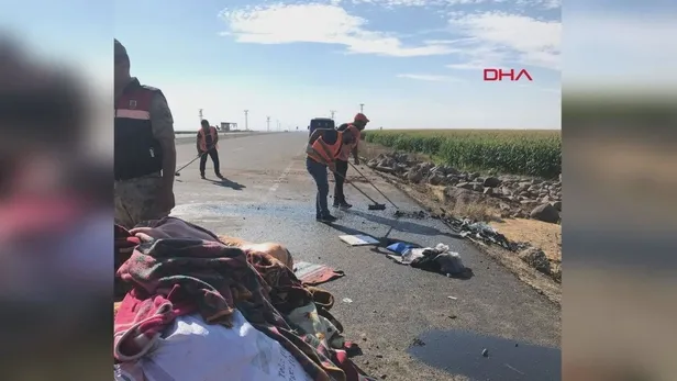 Diyarbakır'da feci kaza! Tır ile minibüs çarpıştı: 1 kişi öldü 19 kişi yaralandı-2