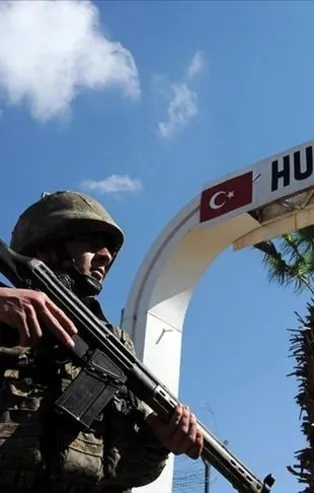 Suriye sınırında DEAŞ'lı terörist yakalandı!