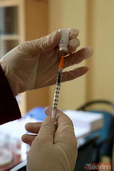 Aşısız Kişilerin Restoranlarda Farklı Yerlere Alınabileceğinin İfade Edildiğinin Hatırlatıldığı Bakan Koca, Şu An Gündemde Böyle Bir Konunun Bulunmadığını...