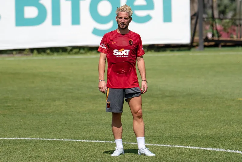 Galatasaray'da Mertens'ten şok karar! - 15