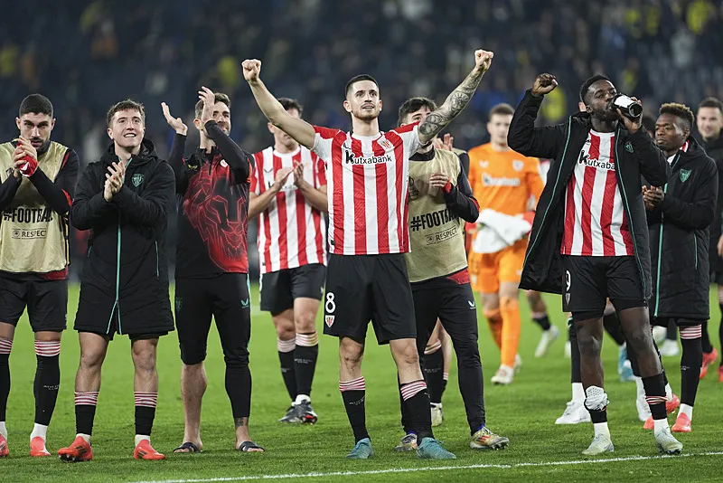 Spor yazarları Fenerbahçe - Athletic Bilbao maçını değerlendirdi! "Kredisi bitti" - 4
