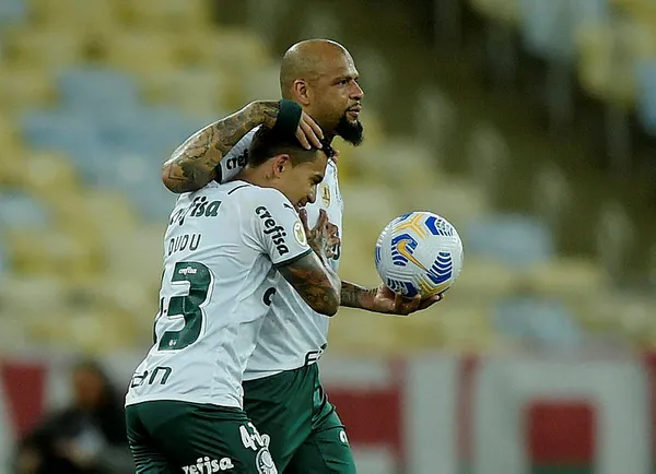 1639296920235.jpg Adı Galatasaray'la anılıyordu! Felipe Melo'nun yeni adresi belli oldu-2