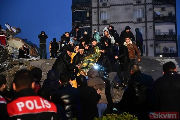 284 Can Kaybı Kahramanmaraş'ın Pazarcık İlçesinde 7,4 Büyüklüğünde Deprem Meydana Geldi. Deprem Çok Sayıda İlden De Hissedildi. Cumhurbaşkanı Yardımcısı Fuat...