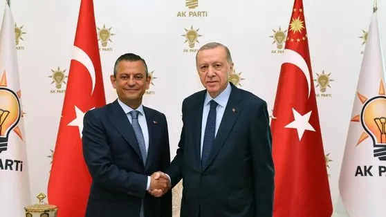Başkan Erdoğan ve Özgür Özel hangi konuları görüştü? Özgür Özel: Erdoğan’a bir dosya sundum