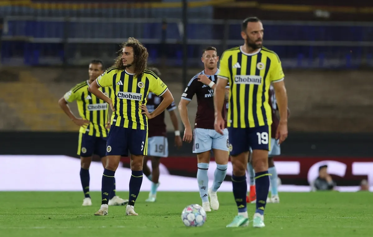 Kanarya 3 puan için sahada! Aston Villa - Fenerbahçe CANLI-3