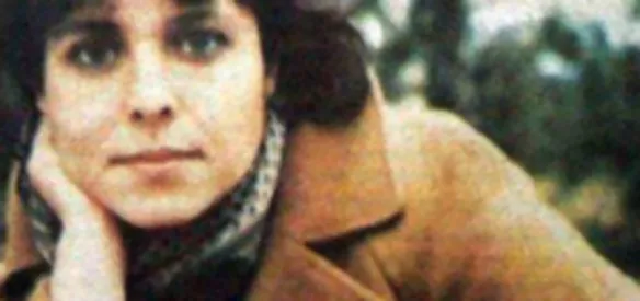Türk şair Nilgün Marmara, bugün doğdu.