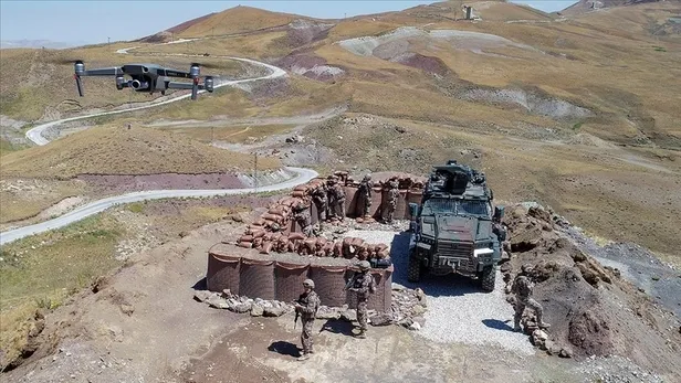 Son dakika: Sınırda 3 FETÖ'cü ve 5 DEAŞ mensubu yakalandı-1