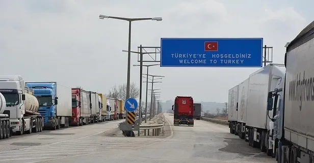 Yunanistan, uzun süredir kapalı tuttuğu Kipi Sınır Kapısı ile göçmenlere karşı kapattığı Kastanies Sınır Kapısı'nı yarın açıyor!