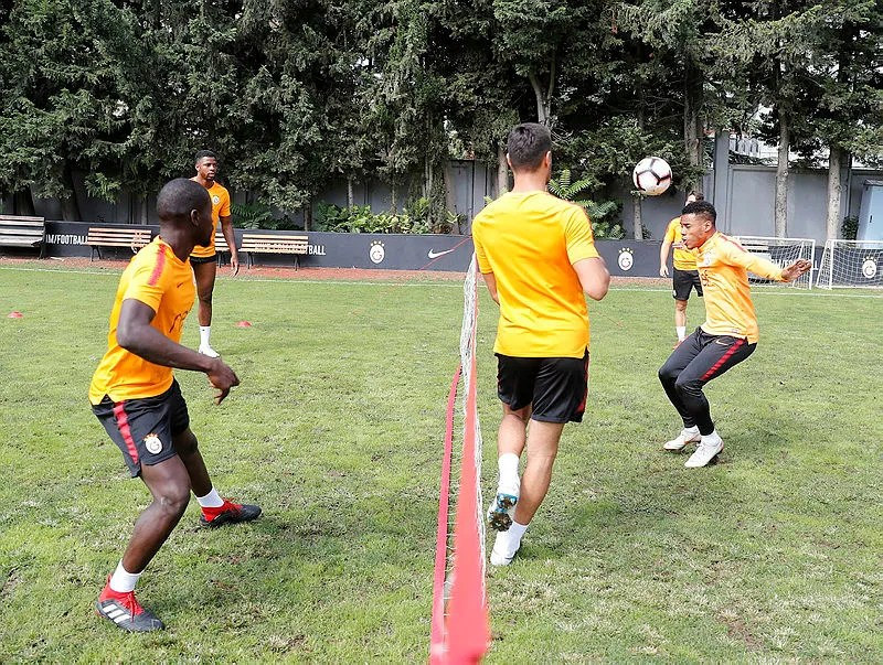 Fatih Terim 11'i değiştiriyor! - 4