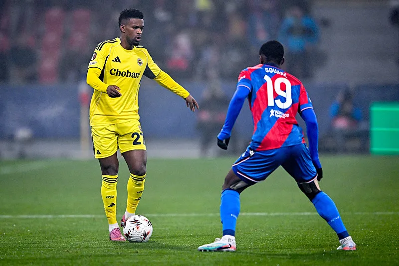 Fenerbahçe'nin Viktoria Plzen maçı sonrası o isme ağır sözler! "Rezil" - 8