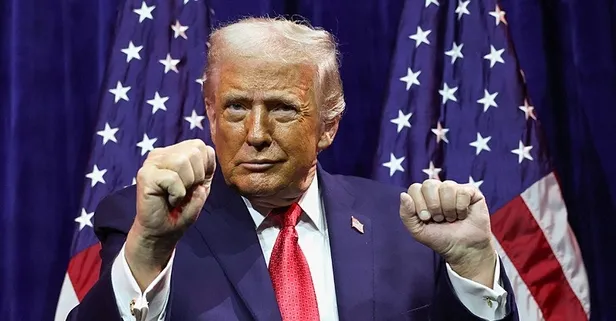 Donald Trump kendini "kral" ilan etti! Maduro'yu dans üzerinden hedef aldı: "Taklidimi yapıyordu"