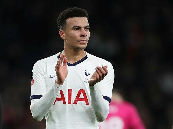yaptigi-paylasim-basina-is-acti-dele-alliye-koronavirus-cezasi-1591891436883.jpeg Yaptığı paylaşım başına iş açtı! Dele Alli'ye 'koronavirüs' cezası-2