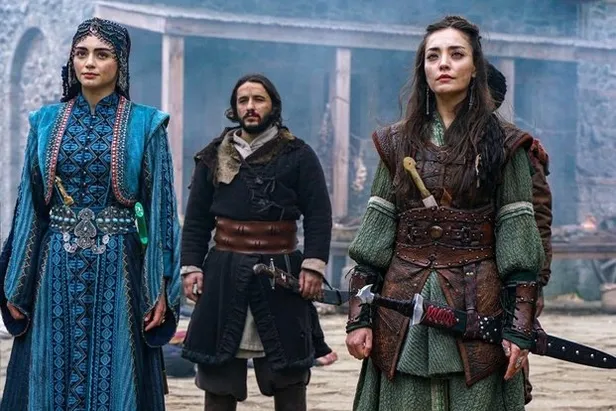 Kuruluş Osman 37. yeni bölüm fragmanı: Bala Hatun, Targun Hatun'la ilgili gerçeği öğrenecek mi?-2